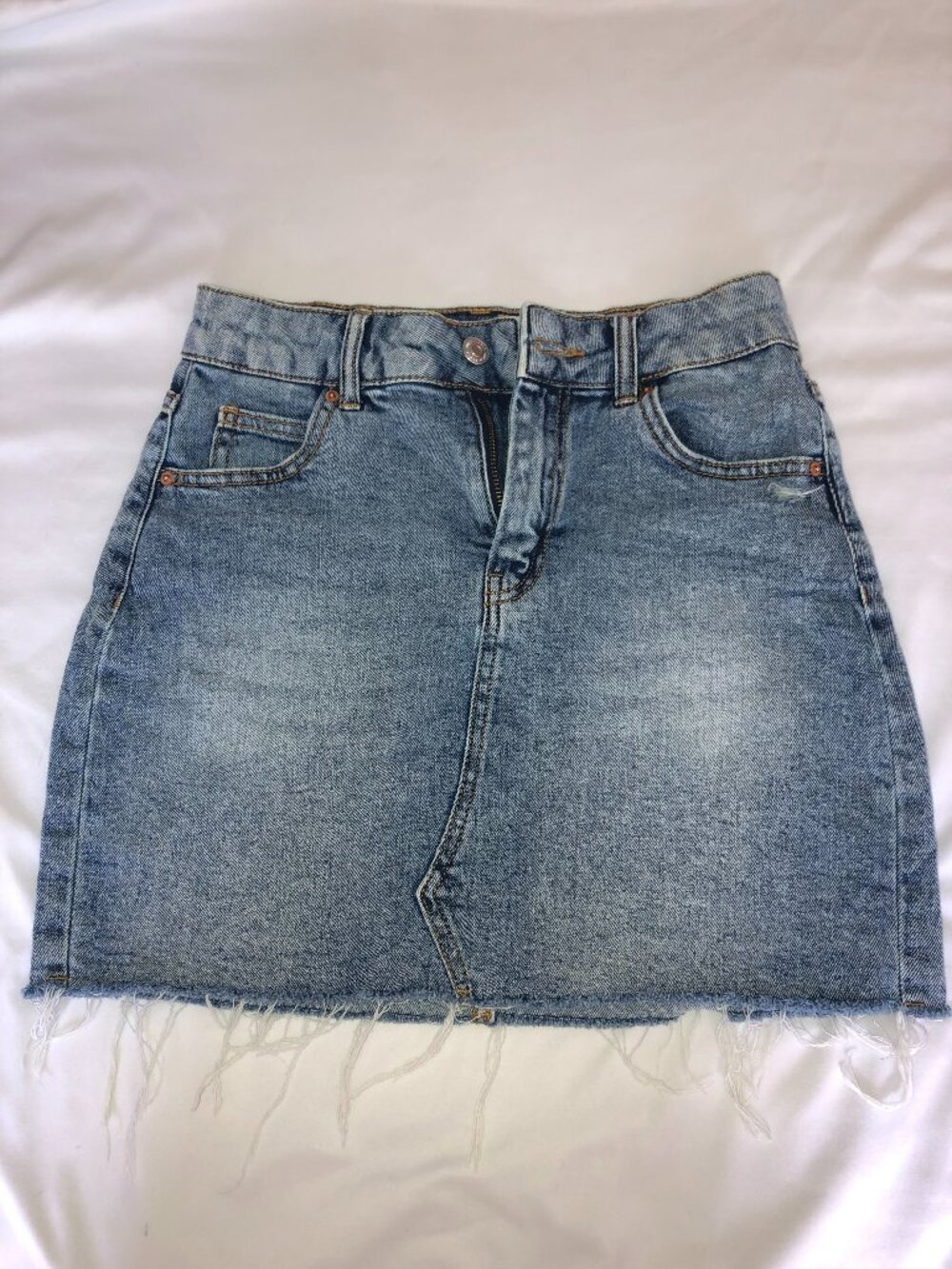 Wild Fable Distressed Raw-Hem Denim Mini Skirt Size 4